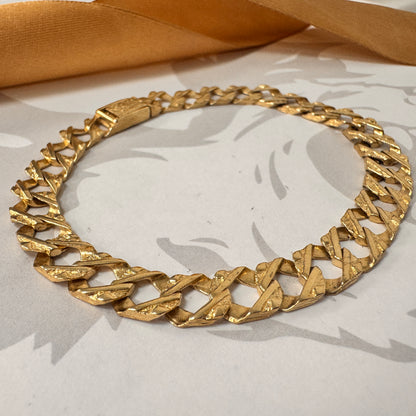 9ct Yellow Gold Hollow Curb Patterned Bracelet - 9 Inch