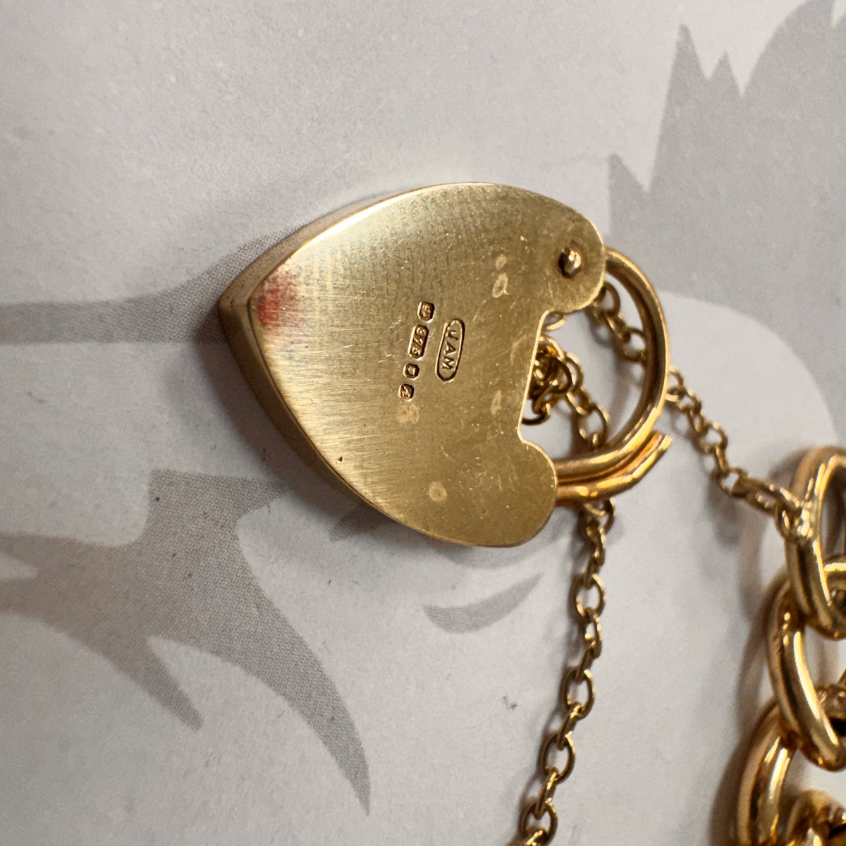 9ct Yellow Gold Padlock Bracelet - 7 Inch – view 6
