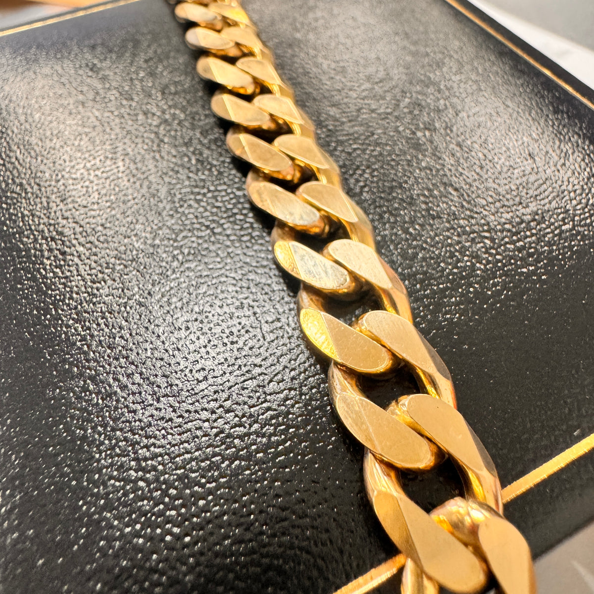9ct Yellow Gold Solid Curb Bracelet - 7.5 Inch – view 5