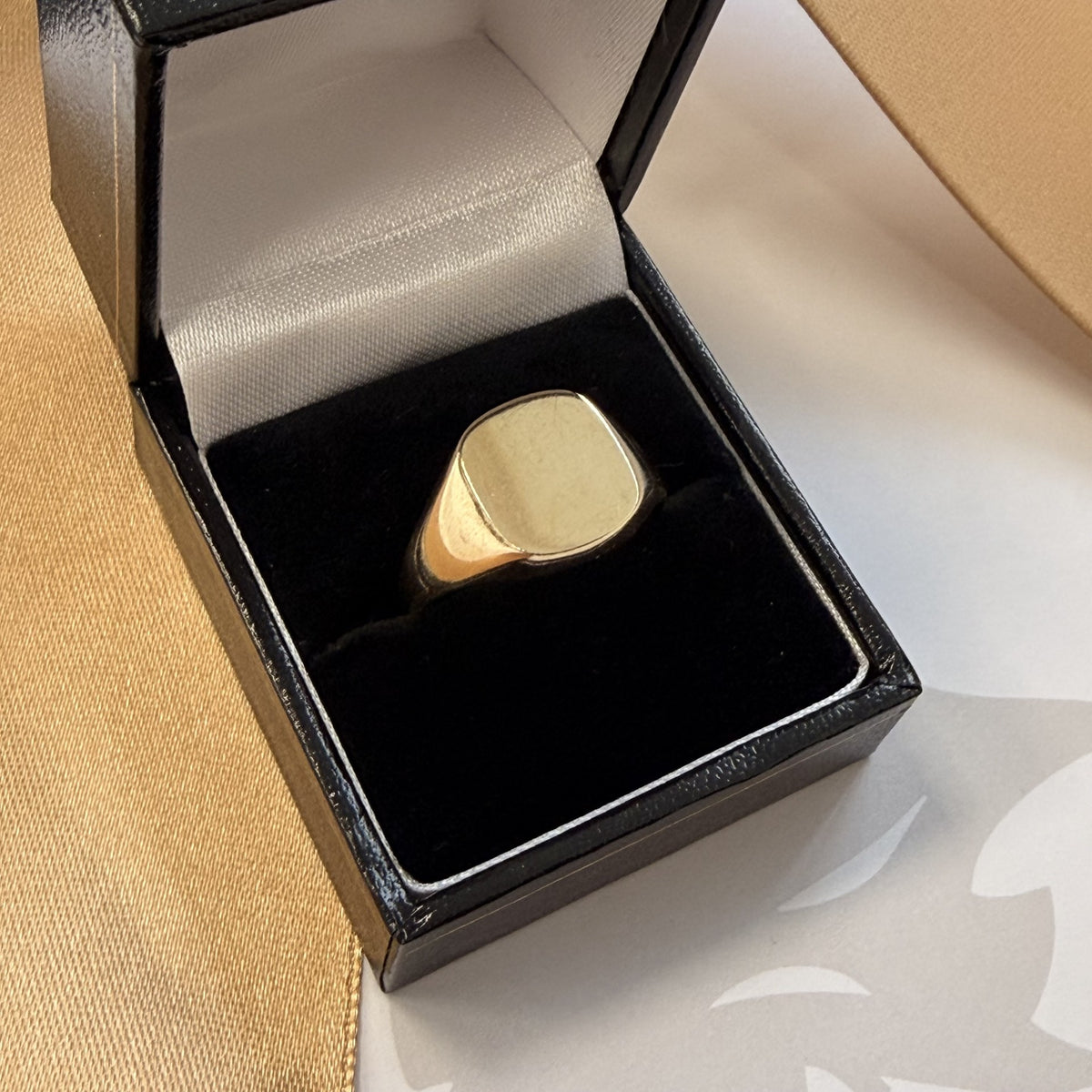9ct Yellow Gold Cushion Signet Ring