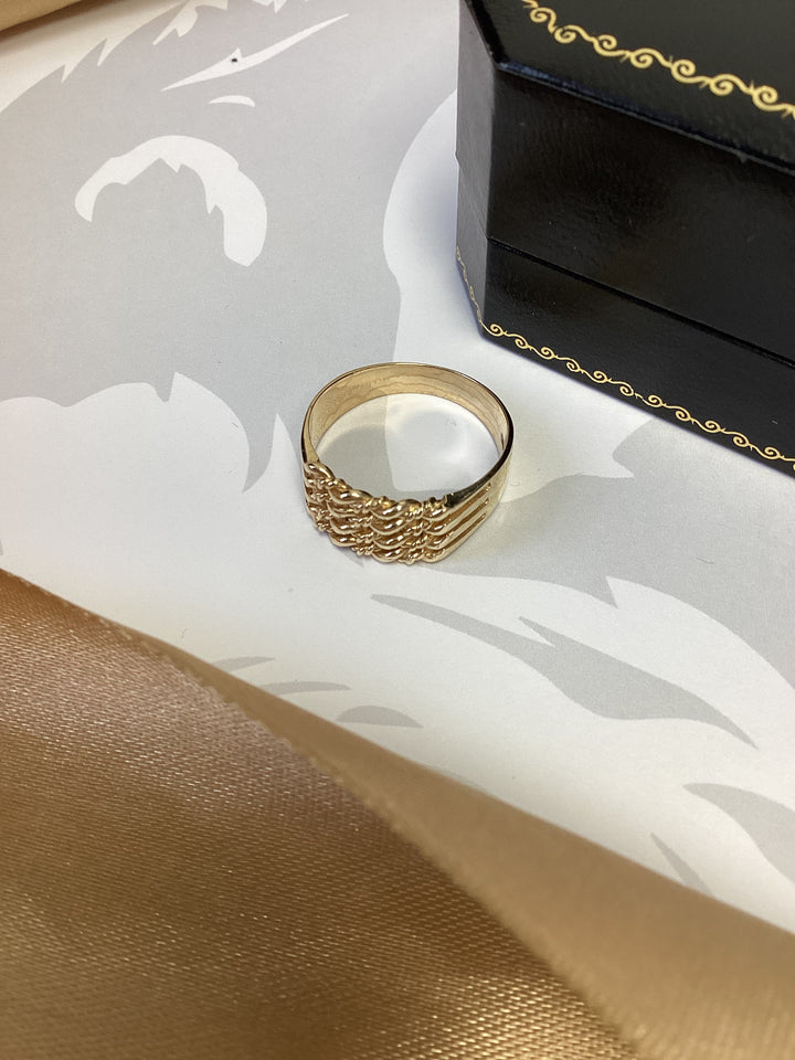 9ct Yellow Gold Keeper Ring