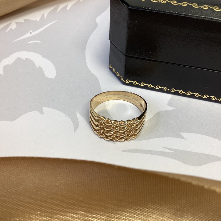 9ct Yellow Gold Keeper Ring