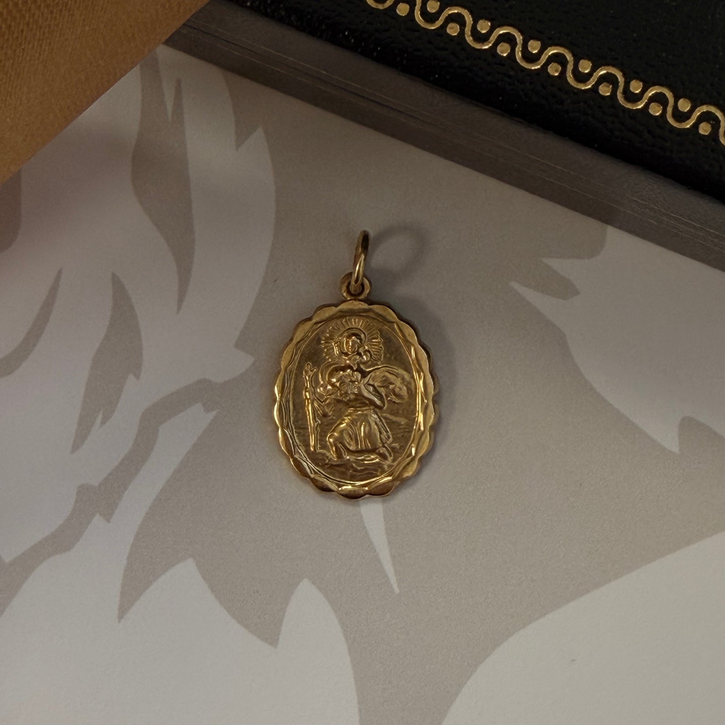 9ct Gold St Christopher Oval Pendant
