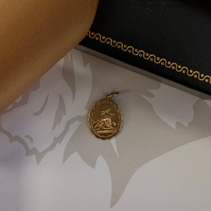 9ct Gold St Christopher Oval Pendant