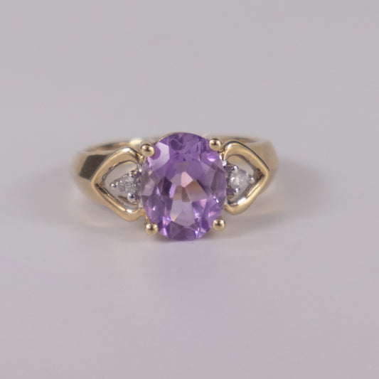 9ct Yellow Gold Amethyst & Diamond Accent Ring