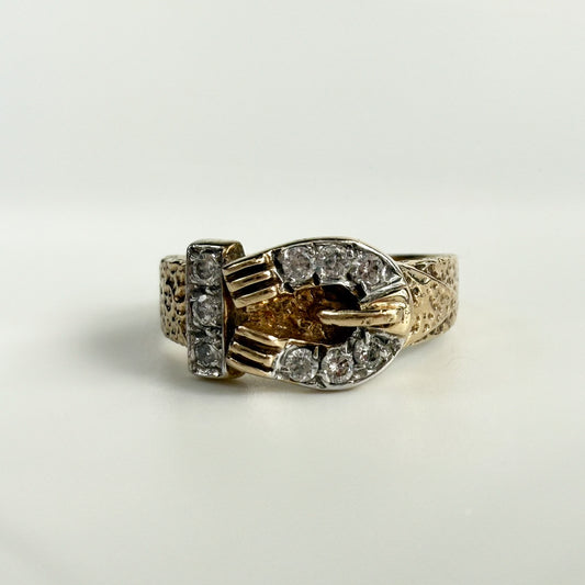 9ct Yellow Gold Vintage Buckle Detail