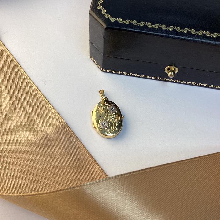 9ct Yellow Gold Locket