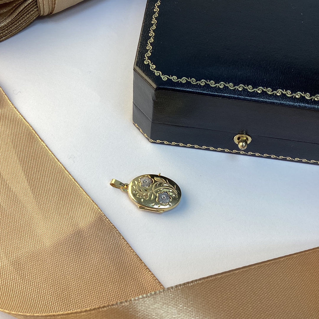 9ct Yellow Gold Locket