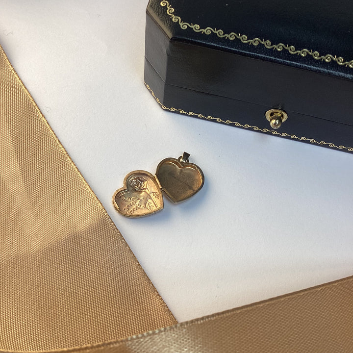 9ct Yellow Gold Heart Shaped Locket