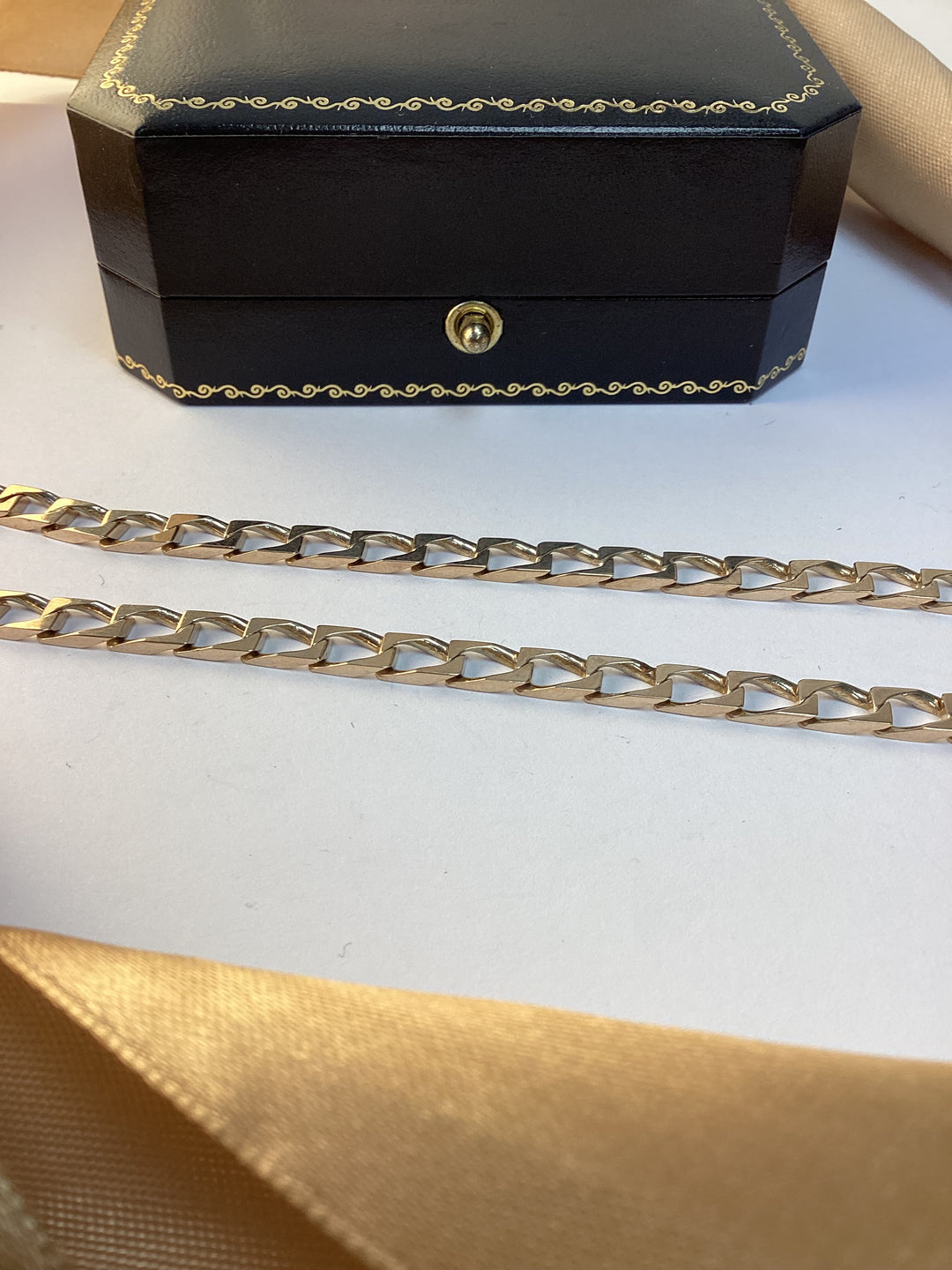 9ct Yellow Gold Curb Chain - 19 Inch