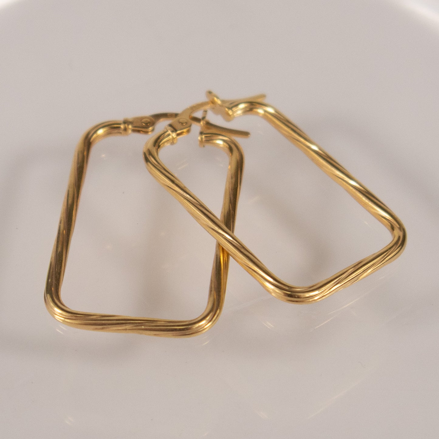 9ct Yellow Gold Twisted Rectangle Hoop Earrings