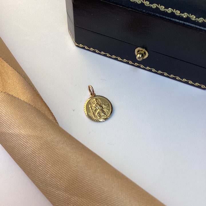 9ct Yellow Gold St Christopher Pendant / Charm