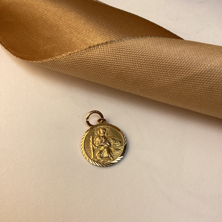 9ct Yellow Gold St Christopher Pendant / Charm