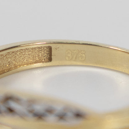 9ct Yellow Gold Crossover Band with Textured finish