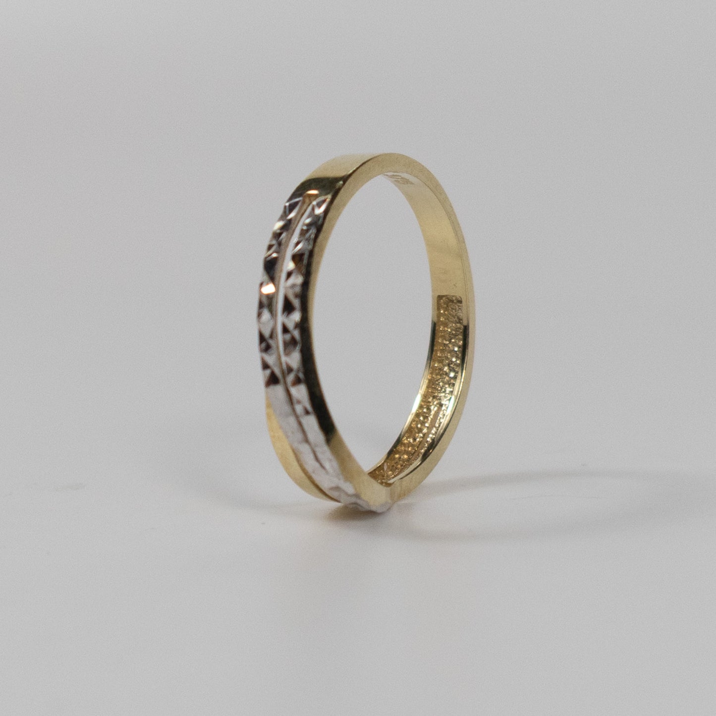 9ct Yellow Gold Crossover Band with Textured finish