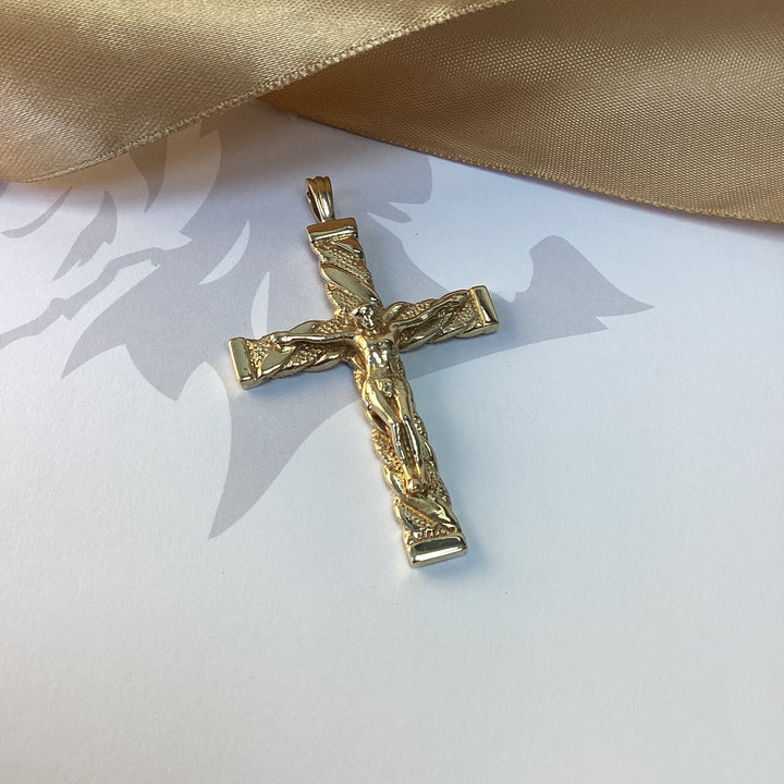 9ct Yellow Gold Crucifix Pendant