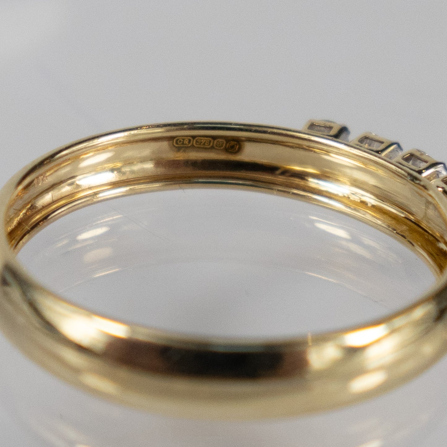 9ct Yellow Gold Seven-Stone Diamond Ring