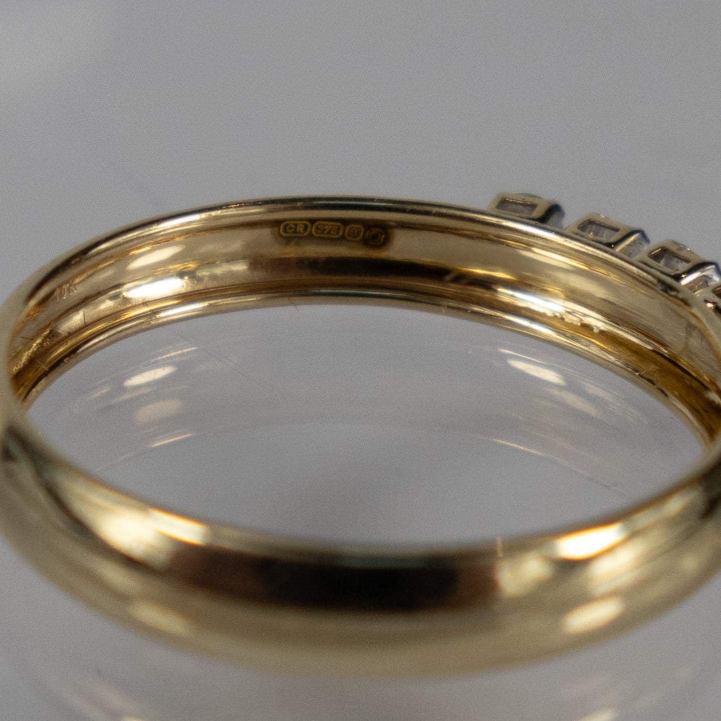 9ct Yellow Gold Seven-Stone Diamond Ring