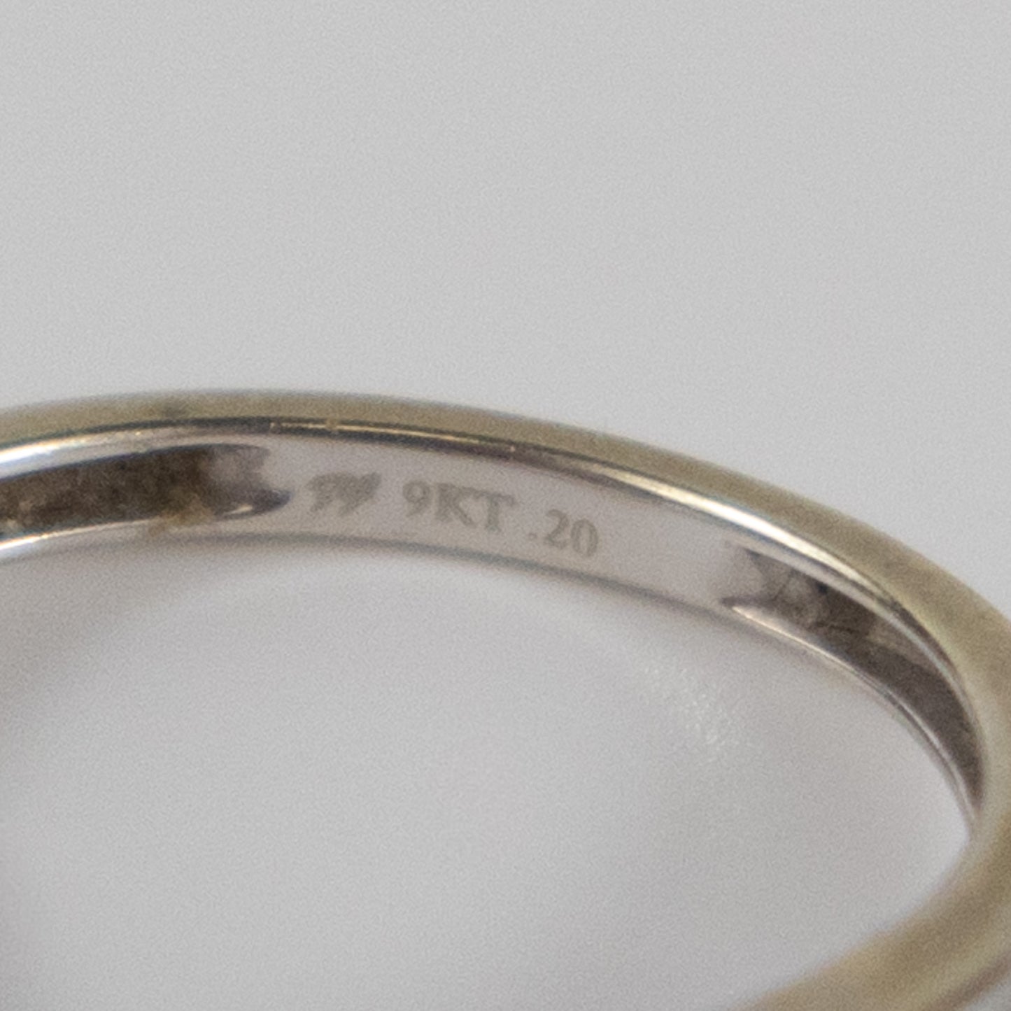 9ct White Gold 0.20ct Diamond Wishbone Ring