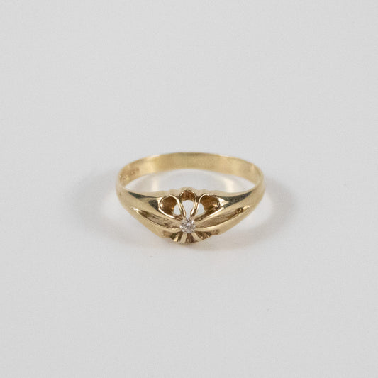 Second-Hand 9ct Gold Diamond Set Fan Detail Ring