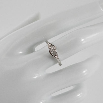 Second-Hand 9ct White Gold Diamond Twist Ring