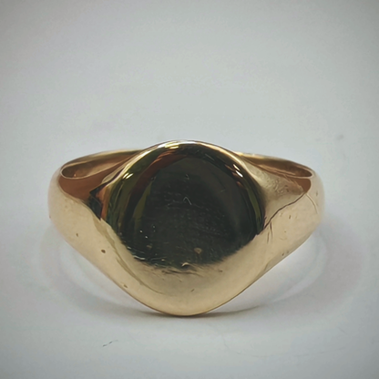 9ct Gold Yellow Signet Ring, photograph 8 of 8. SKU JB3618.