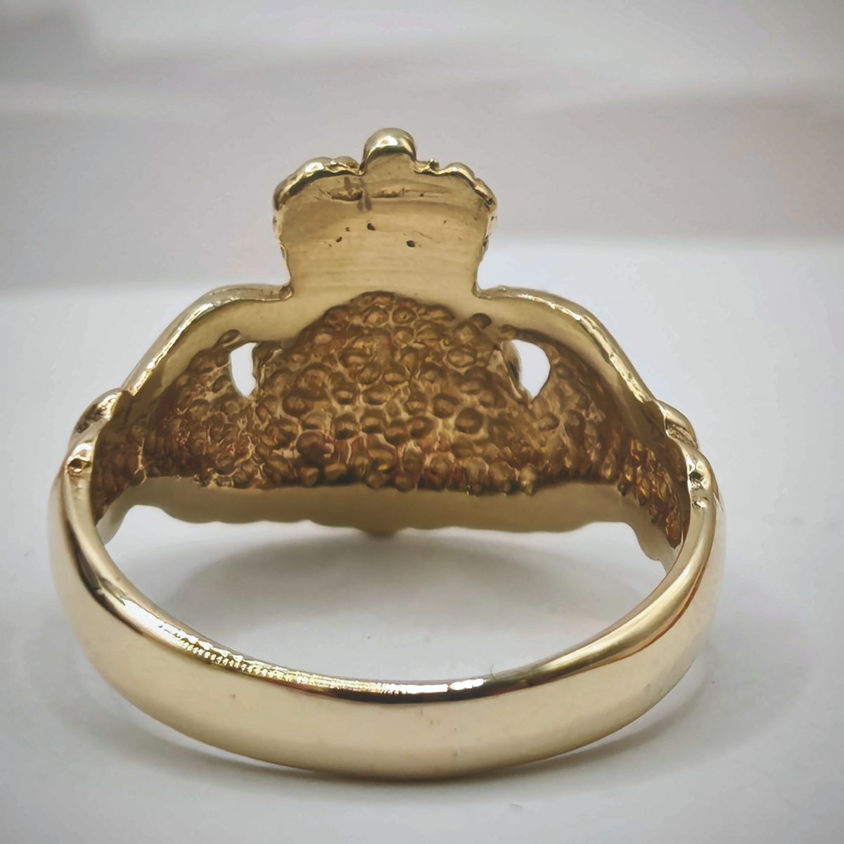 9ct Yellow Gold Claddagh Ring, photograph 8 of 9. SKU JB3620.