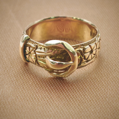 9ct Yellow Gold Engraved Buckle Ring – Size K, photograph 4 of 7. SKU JB3621.