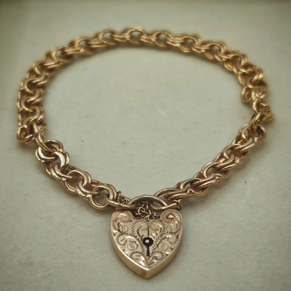 9ct Yellow Gold Double Belcher Bracelet with Heart Padlock, photograph 2 of 9. SKU JB3626.