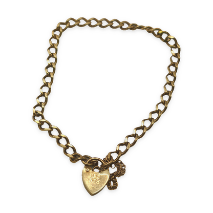 9ct Yellow Gold Curb Link Bracelet with Heart Padlock Clasp, photograph 5 of 8. SKU JB3627.