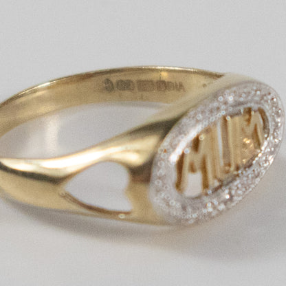Second-Hand 9ct Gold ‘MUM’ Ring with Diamond-Cut Detail