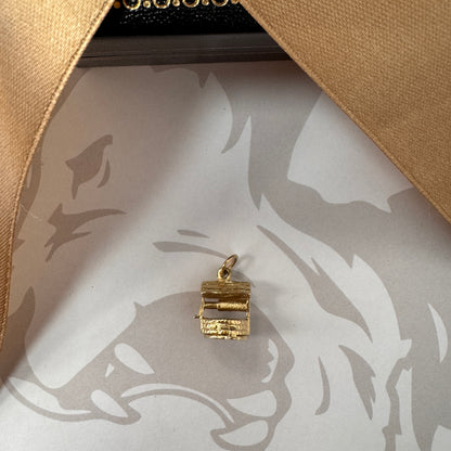 9ct Gold Well Charm with Cat Inside