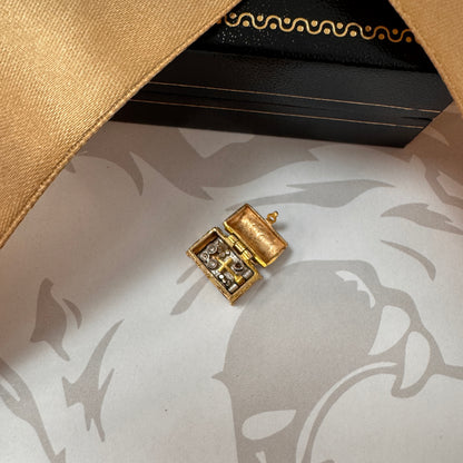 9ct Gold Treasure Chest Charm with Moving Cross Inside