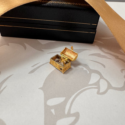 9ct Gold Treasure Chest Charm with Moving Cross Inside