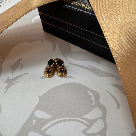 9ct Gold Baby Shoe Charm with Garnets