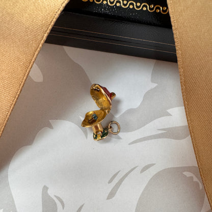 9ct Gold Opening Mushroom House Charm with DJ Inside