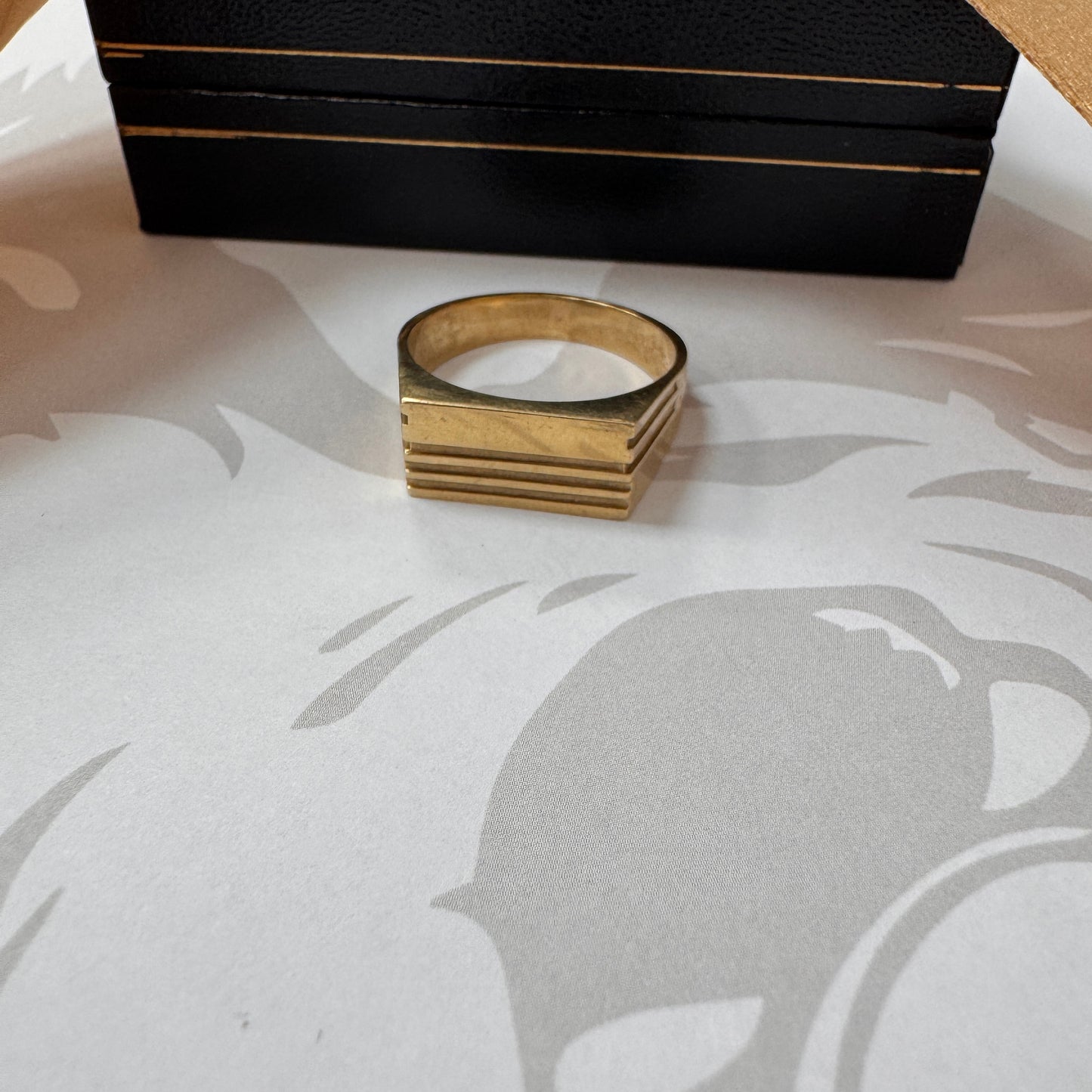 9ct Gold Gents Textured Ring Vintage Signet Style