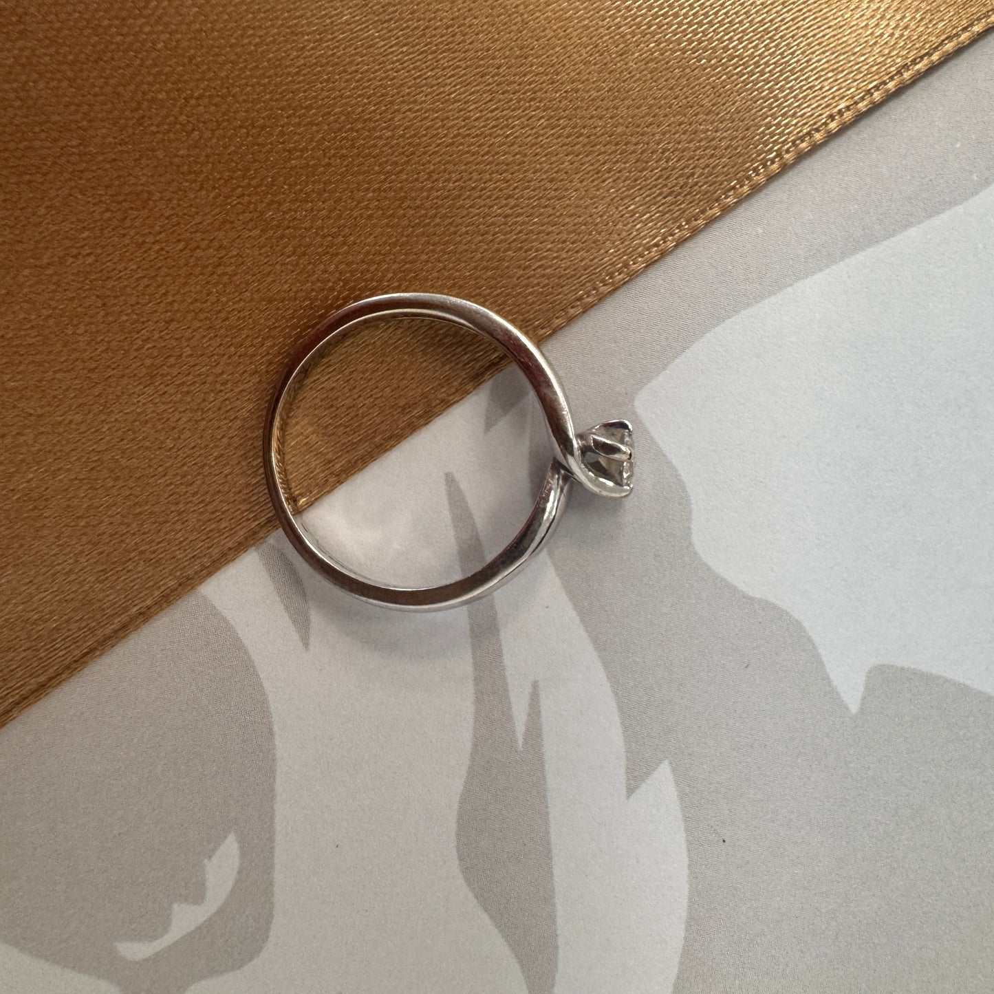 18ct White Gold Round Diamond Engagement Ring 0.15ct