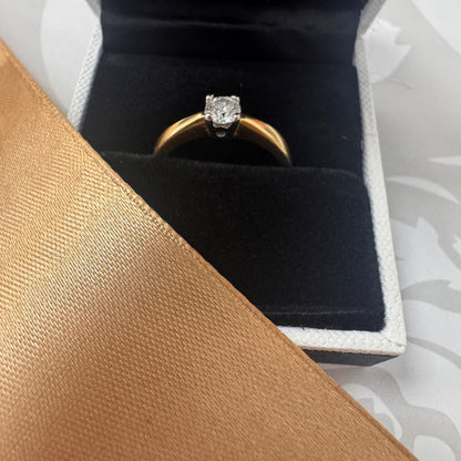 18ct Gold Round Diamond Solitaire Engagement Ring