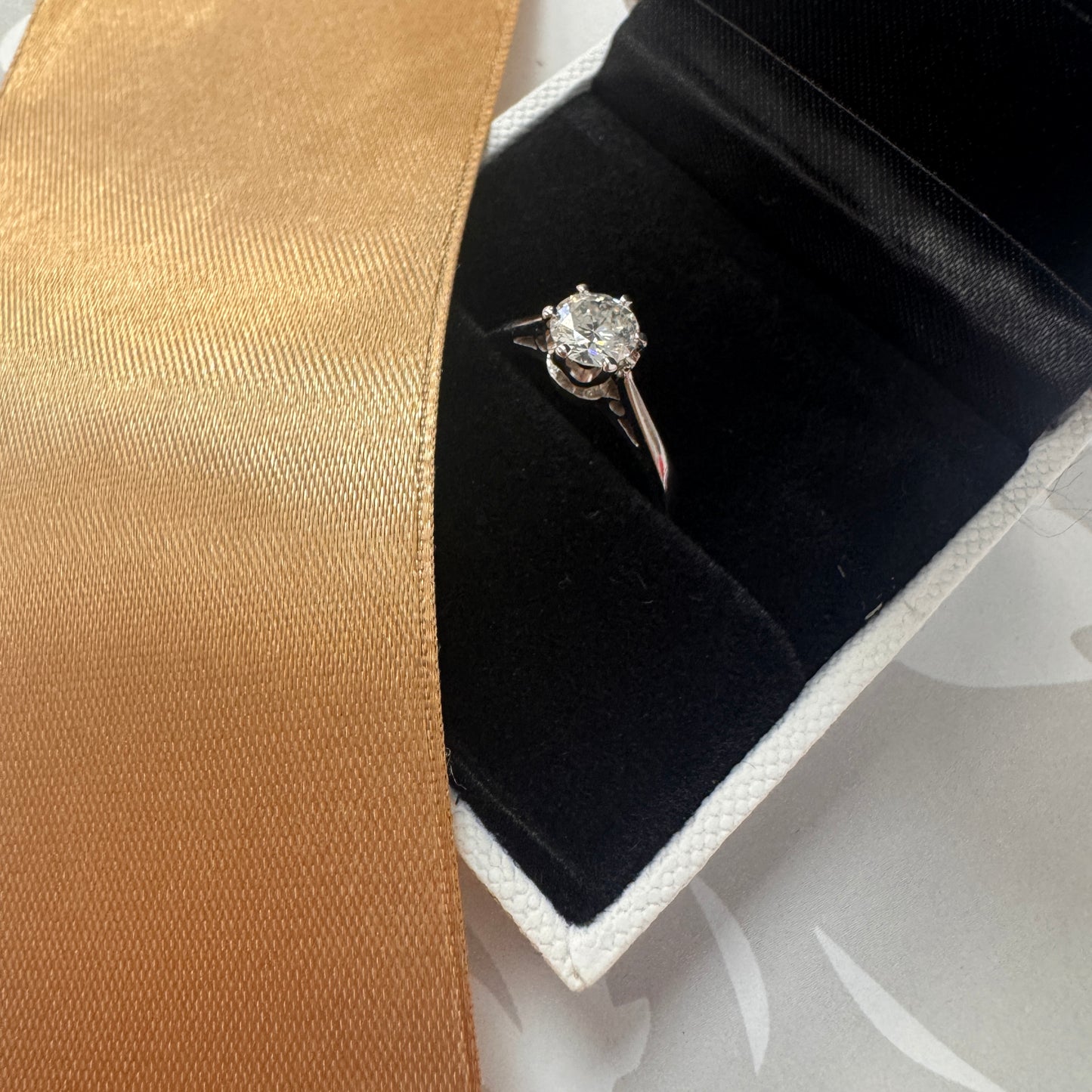 18ct White Gold Round Diamond Solitaire Engagement Ring