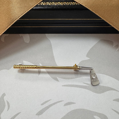 18ct Two Tone Gold Diamond Golf Club Brooch Pin