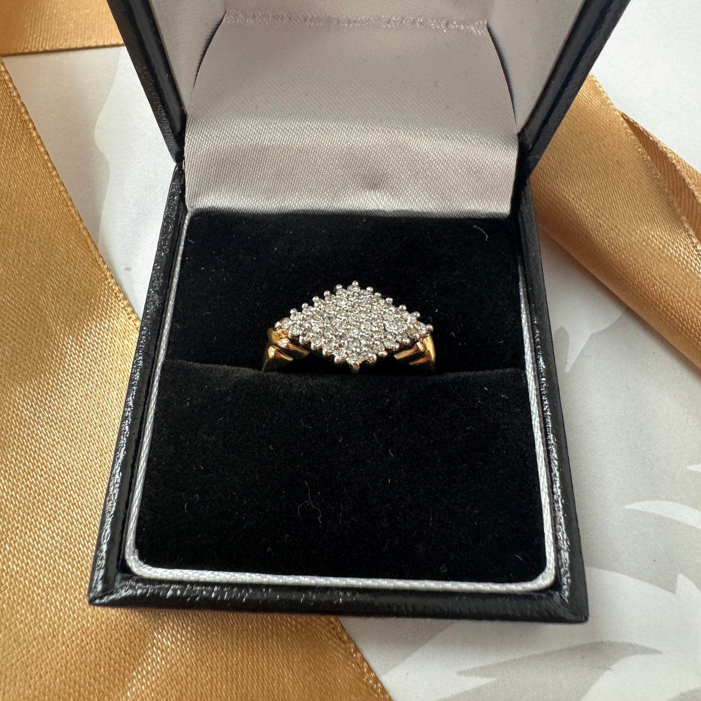9ct Gold Diamond Illusion Cluster Ring