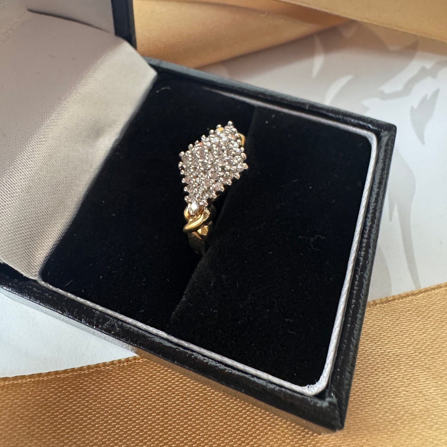 9ct Gold Diamond Illusion Cluster Ring