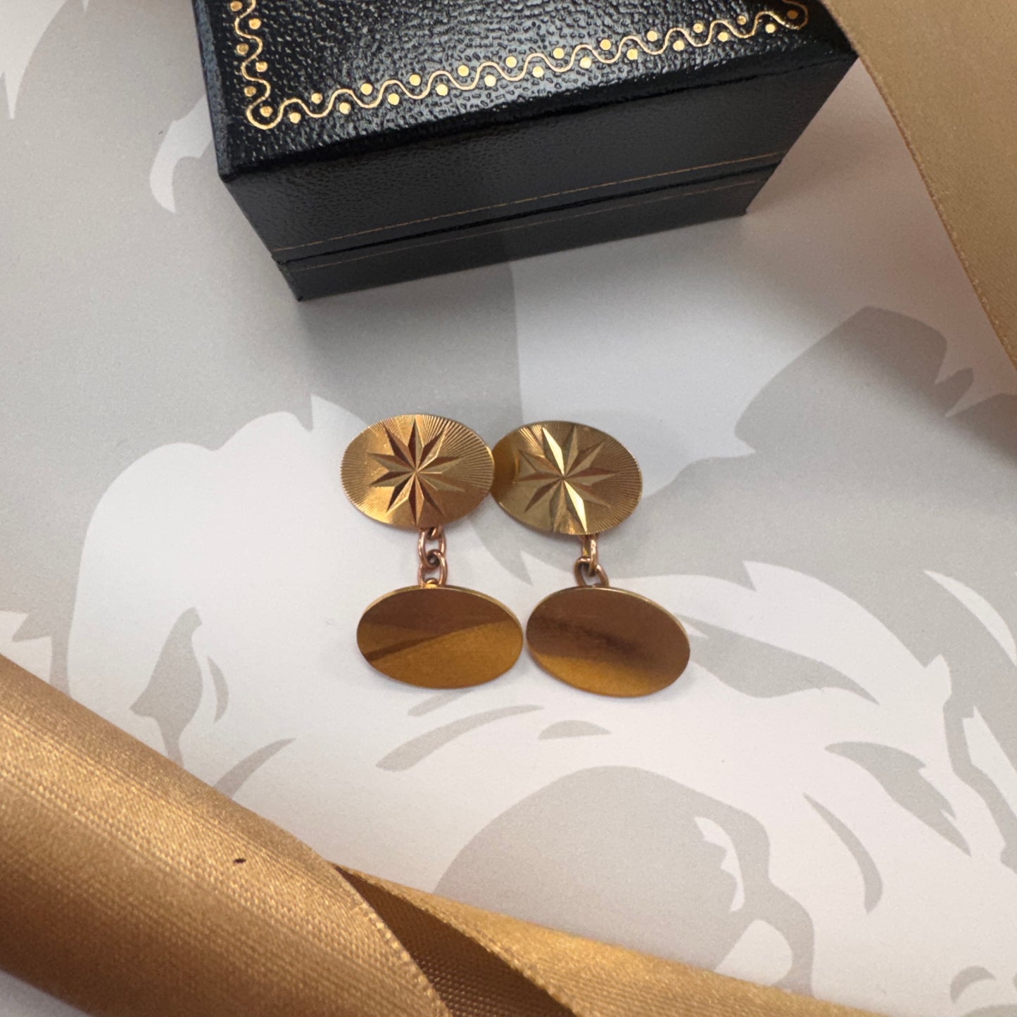 9ct Gold Vintage Starburst Engraved Oval Cufflinks