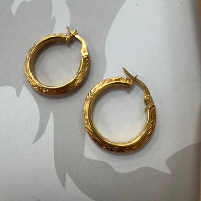 9ct Gold Knife Edge Engraved Pattern Hoop Earrings