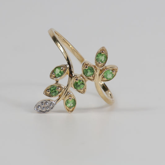 Second-Hand 9ct Yellow Gold Green Stone Leaf Ring