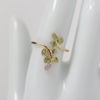 Second-Hand 9ct Yellow Gold Green Stone Leaf Ring