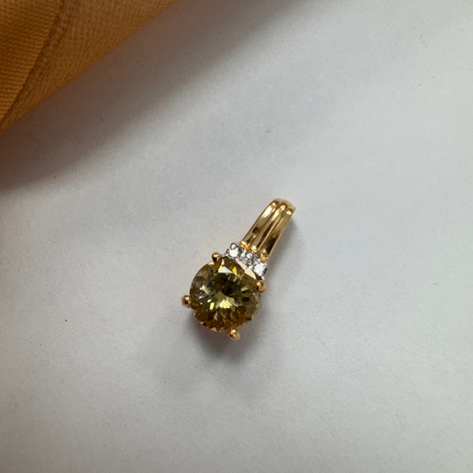 18ct Gold Peridot & Diamond Pendant