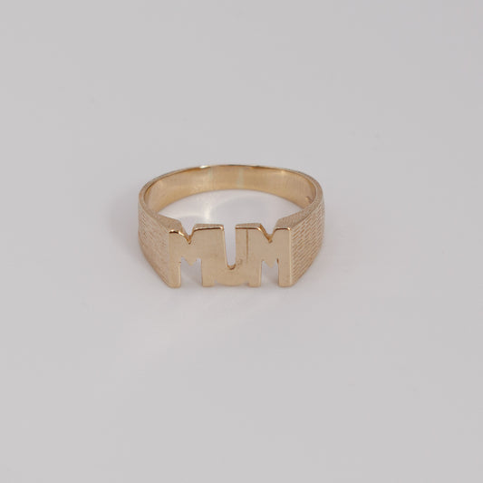 Second-Hand 9ct Yellow Gold “MUM” Ring – Textured Band