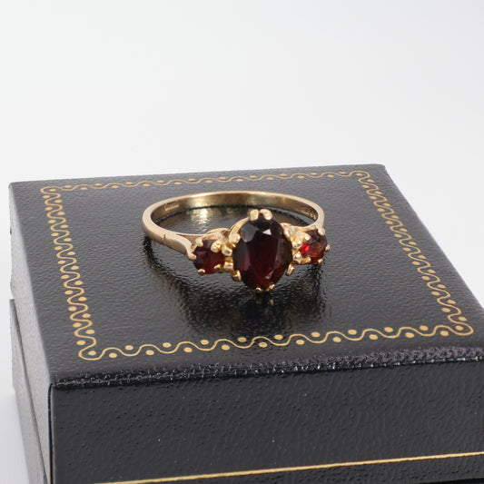Second-Hand 9ct Gold Three Red Stone Ring